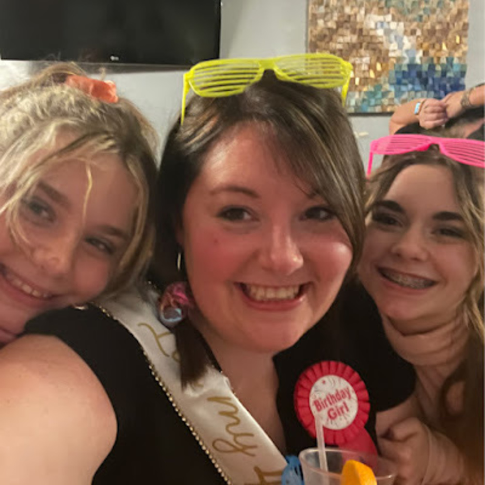 Meet your Posher, Adrienne